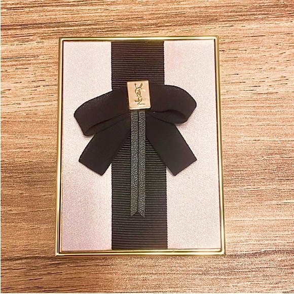 YSL COUTURE PALETTE Mon Paris Collectors Edition Eyeshadow Palette - Picture 3 of 7